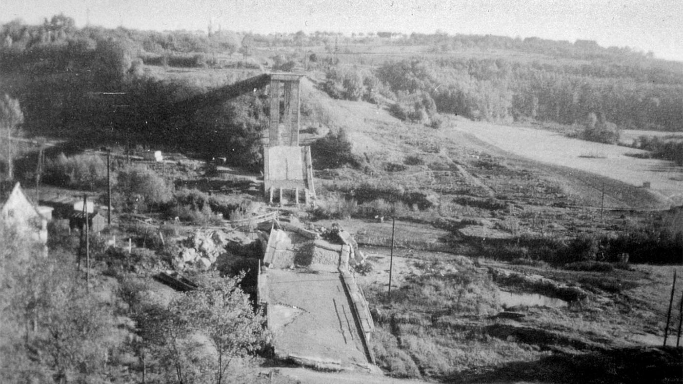 Gesprengte Murrtal-Viadukt 1945 Backnang