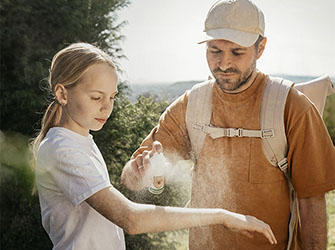 Mit dem nahenden Frühling beginnt auch die Zecken-Saison: