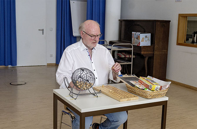 Michael Balzer beim Biong spielen | © BJ. Lattner