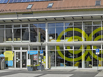 Stadtbücherei Backnang im Biegel 13, Backnang | © BJ. Lattner