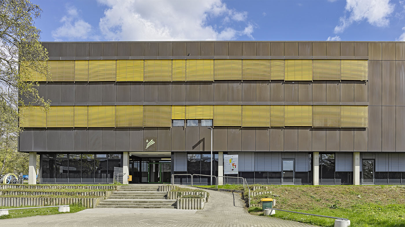 Eduard-Breuninger-Schule | Heininger Weg 43, Backnang | © BJ. Lattner